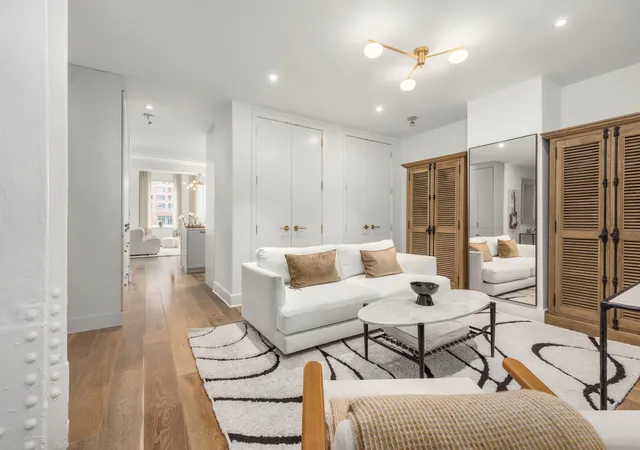 Photo 3 of House for sale at 93 Worth St #211, New York City, NY 10013 | MLS# RLS20109825 | Listing updated on 2026-08-25