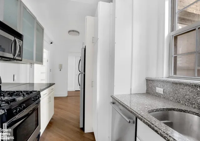 Photo 3 of Condo for sale at 16 Park Ave #10B, New York City, NY 10016 | MLS# RLS20110219 | Listing updated on 2026-08-19