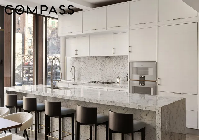 Photo 4 of House for sale at 22 Bond St #A, New York City, NY 10012 | MLS# RLS20068027 | Listing updated on 2026-08-19