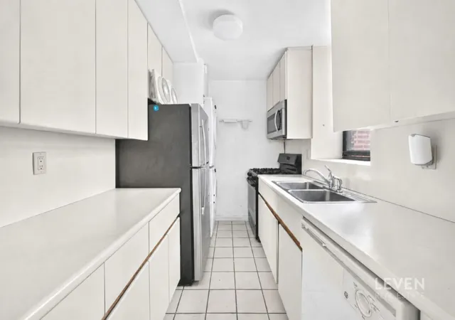 Photo 3 of Condo for sale at 317 W 95th Street #2C, New York City, NY 10025 | MLS# RLS20110348 | Listing updated on 2026-08-23