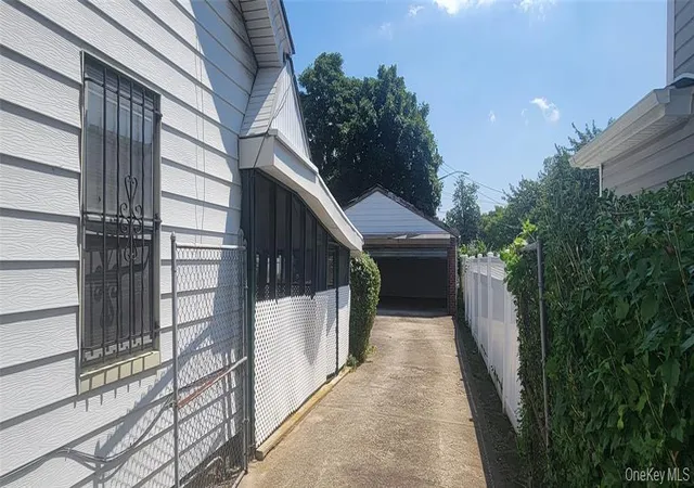 Photo 3 of Single family home for sale at 105 15 220th Street, New York City, NY 11429 | MLS# RLS20110406 | Listing updated on 2026-08-21