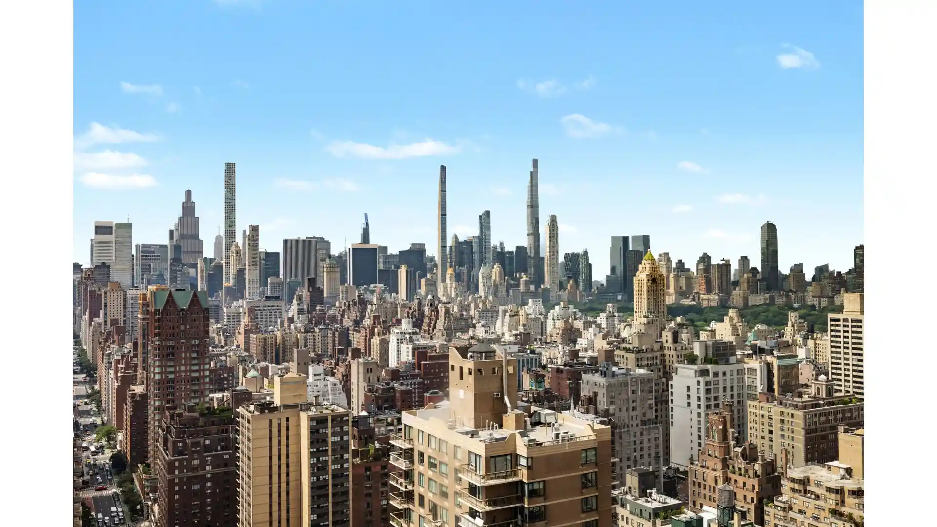 Listing Photo 2 - Condo for sale in 200 E 83Rd St located at 200 E 83Rd St, New York City, NY 10028 - Unit #32B
