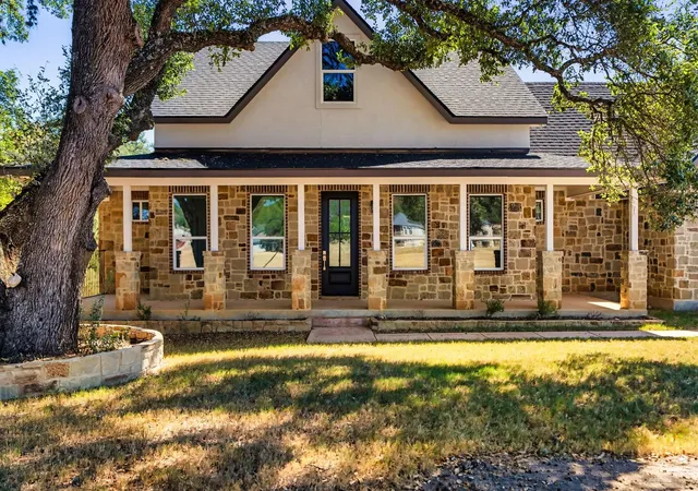 2nd image of 310 Shayla Ln, Canyon Lake, TX 78133 | MLS# 3369302