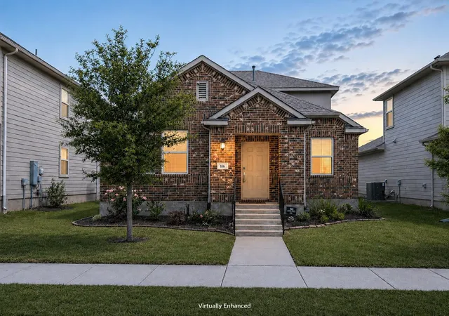Listing Photo 2 - Condo for sale in building located at 116 Gracie Wy, Hutto, TX 78634 - Unit #