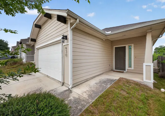 2nd image of 430 Twisted Oaks Ln, Buda, TX 78610 | MLS# 6565421