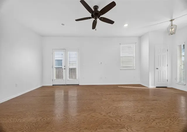 4th image of 430 Twisted Oaks Ln, Buda, TX 78610 | MLS# 6565421