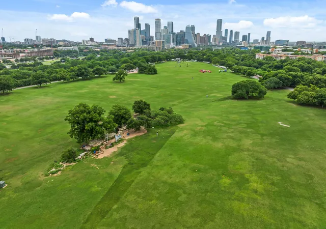2nd image of 1115 Kinney Ave, Austin, TX 78704