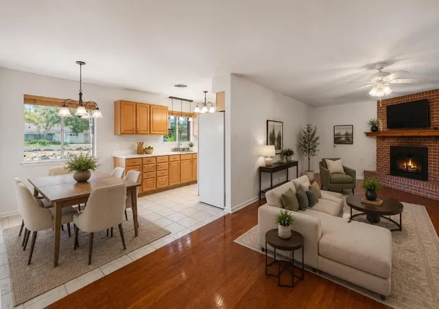 Photo 2 of Single family home for sale at 6201 Oakclaire Dr, Austin, TX 78735 | MLS# 6177652 | Listing updated on 2026-08-19