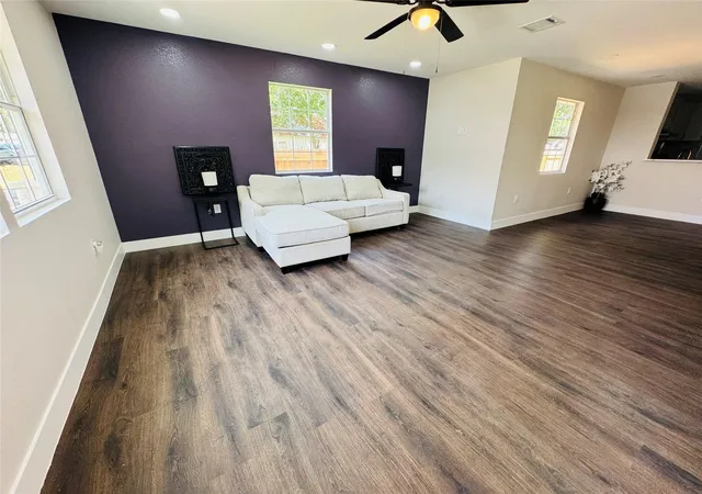 2nd image of 617 Persimmon St, Lockhart, TX 78644 | MLS# 8882738