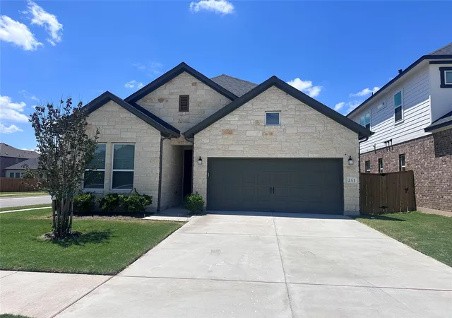 Photo 1 of Single family home for sale at 211 Darley Oak Dr, Dripping Springs, TX 78620 | MLS# 3658246 | Listing updated on 2026-09-03