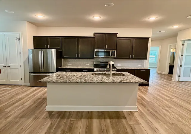 Photo 3 of Single family home for sale at 211 Darley Oak Dr, Dripping Springs, TX 78620 | MLS# 3658246 | Listing updated on 2026-09-03