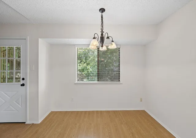 4th image of 1030 Wisteria Trl, Austin, TX 78753 | MLS# 3891853