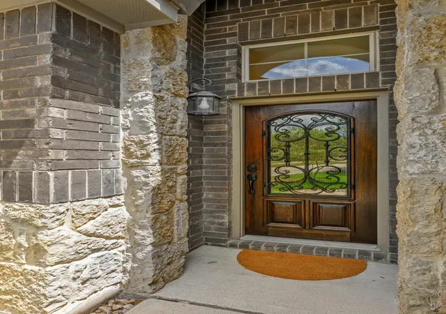 Photo 3 of Single family home for sale at 5509 Brady Byp Cv, The Hills, TX 78738 | MLS# 7181665 | Listing updated on 2026-09-01