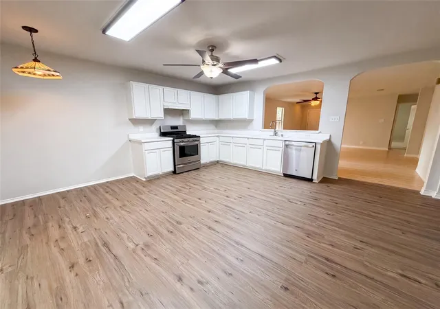 2nd image of 616 Barbara Wy, Bastrop, TX 78602 | MLS# 2093894