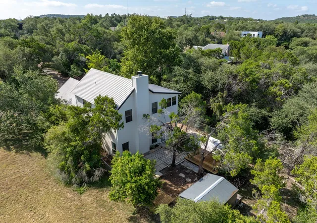 2nd image of 400 N Laurelwood Dr, Austin, TX 78733 | MLS# 2164216