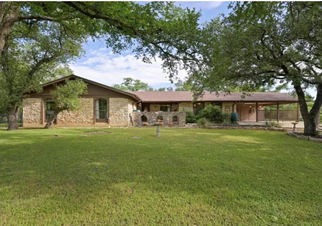 Photo 1 of Single family home for sale at 300 W Sequoia Spur, Georgetown, TX 78628 | MLS# 4803542 | Listing updated on 2026-08-25