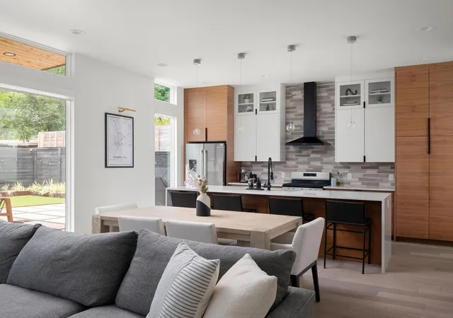 4th image of 3710 Manorwood Rd, Austin, TX 78723 | MLS# 7078652