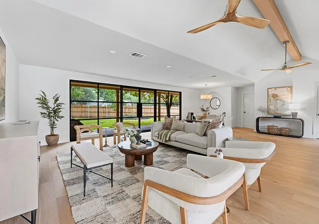 Photo 1 of Single family home for sale at 5810 Marilyn Dr, Austin, TX 78757 | MLS# 9202978 | Listing updated on 2026-08-27