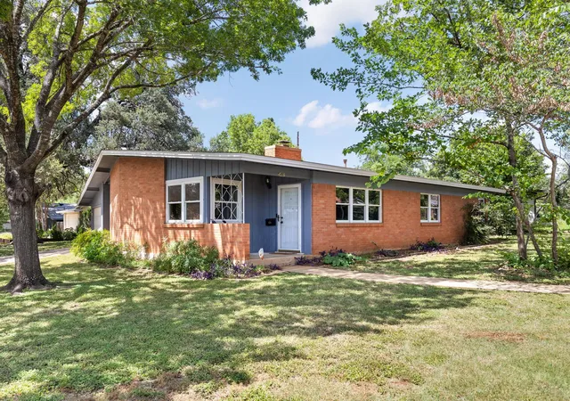 Photo 2 of Single family home for sale at 4516 Pack Saddle Pass, Austin, TX 78745 | MLS# 3428382 | Listing updated on 2026-08-13