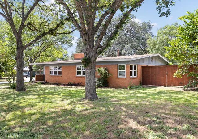 Photo 3 of Single family home for sale at 4516 Pack Saddle Pass, Austin, TX 78745 | MLS# 3428382 | Listing updated on 2026-08-13
