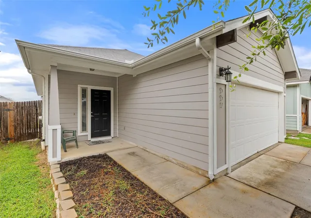 3rd image of 557 Twisted Oaks Ln, Buda, TX 78610 | MLS# 8006128