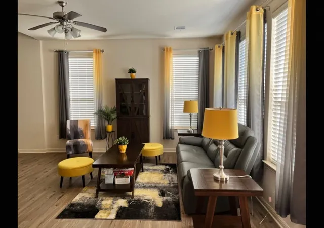 4th image of 2410 Great Oaks Dr #701, Round Rock, TX 78681 | MLS# 4656984