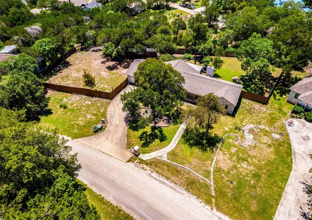 Photo 3 of Single family home for sale at 20 Saddle Rock Rdg, Wimberley, TX 78676 | MLS# 5138710 | Listing updated on 2026-09-04