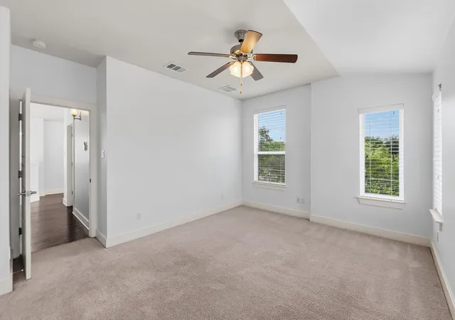 Listing Photo 2 - Condo for sale in building located at 2605 Witsome Loop, Austin, TX 78741 - Unit #40C