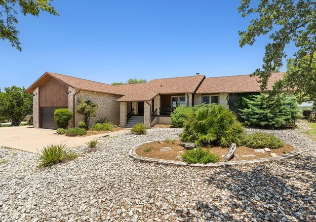 2nd image of 21206 National Dr, Lago Vista, TX 78645 | MLS# 4697179
