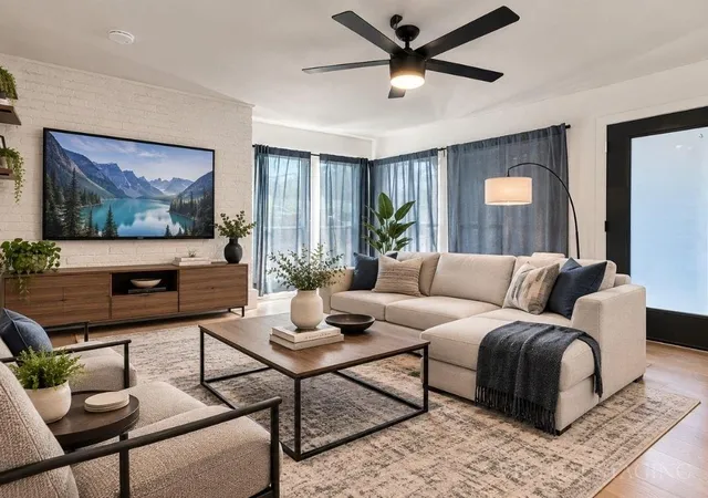 3rd image of 909 Reinli St #102, Austin, TX 78751 | MLS# 2731104