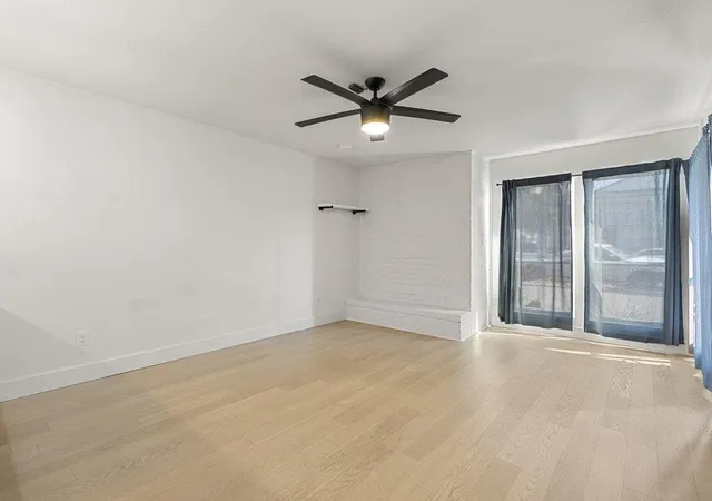 5th image of 909 Reinli St #102, Austin, TX 78751 | MLS# 2731104