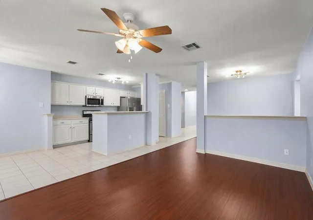 Photo 4 of Single family home for sale at 1512 Dillon Lake Bnd, Leander, TX 78641 | MLS# 2928540 | Listing updated on 2026-10-05