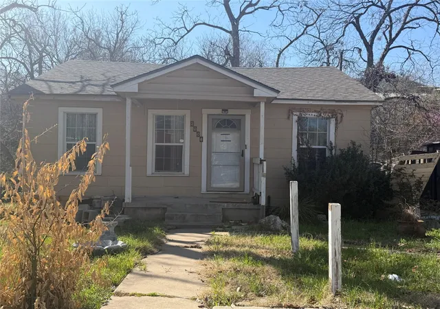 Photo 1 of Single family home for sale at 2006 Rountree Dr, Austin, TX 78722 | MLS# 6038614 | Listing updated on 2026-08-07