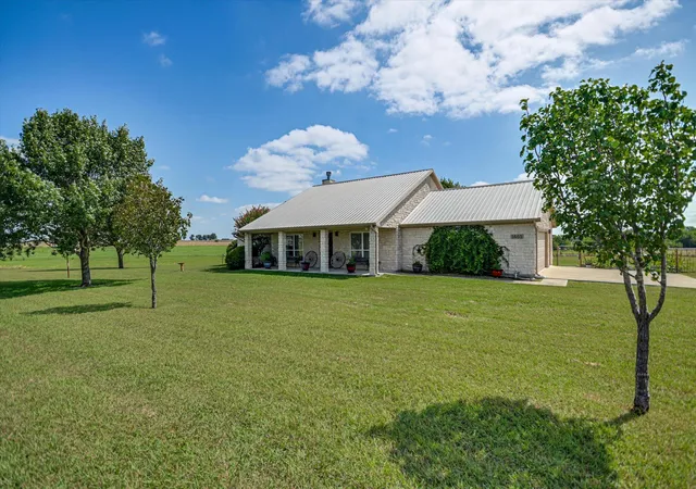 2nd image of 1465 County Road 436, Thrall, TX 76578 | MLS# 9993195