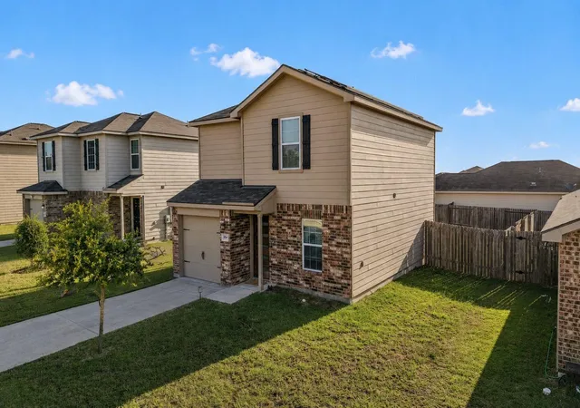 3rd image of 204 Denson Ln #26C, Jarrell, TX 76537 | MLS# 8335592