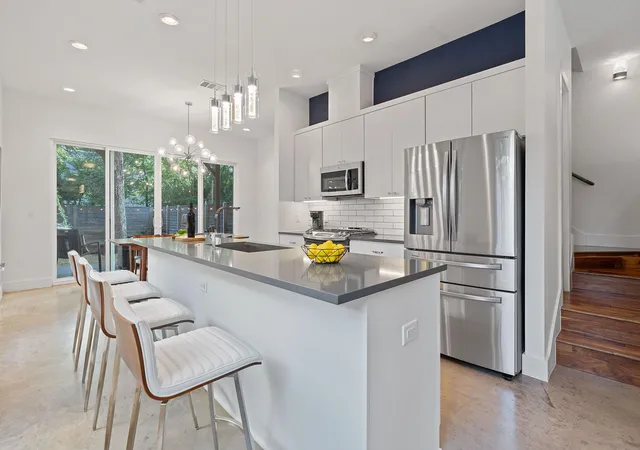 5th image of 3133 Govalle Ave #B, Austin, TX 78702 | MLS# 5999516