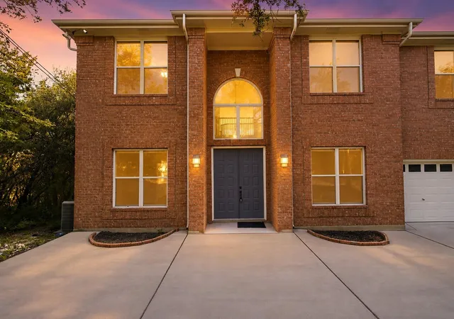 2nd image of 8204 Texas Plume Rd, Austin, TX 78759 | MLS# 2712934