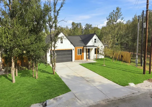 2nd image of 103 Waikakaaua Dr, Bastrop, TX 78602 | MLS# 7593134