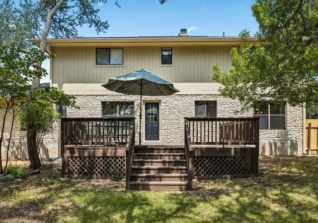 37th image of 10107 Grand Oak Dr, Austin, TX 78750 | MLS# 2302151