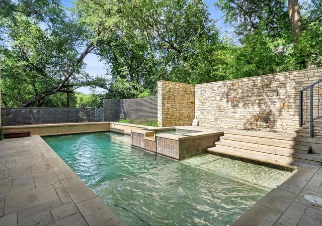 4th image of 601 Westwood Ter, Austin, TX 78746 | MLS# 2524333