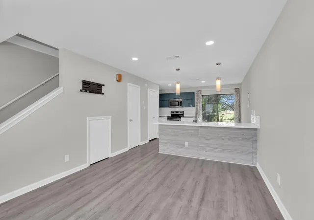 3rd image of 3004 Whisper Oaks Ln #H, Georgetown, TX 78628 | MLS# 3867982
