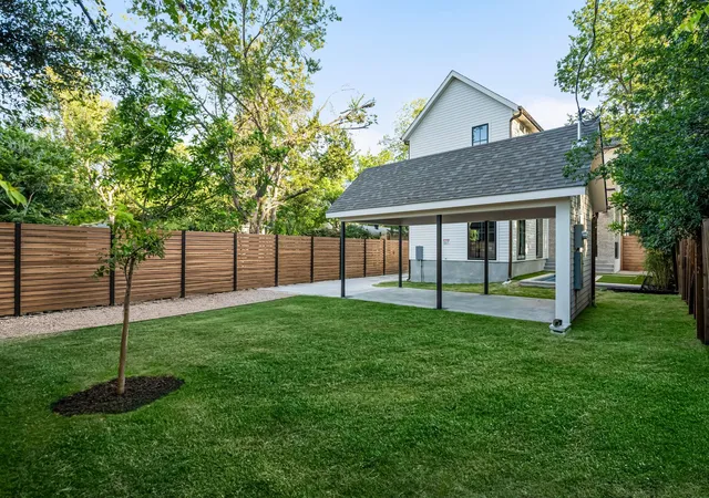 3rd image of 404 W 55Th 1/2 St, Austin, TX 78751 | MLS# 6419793