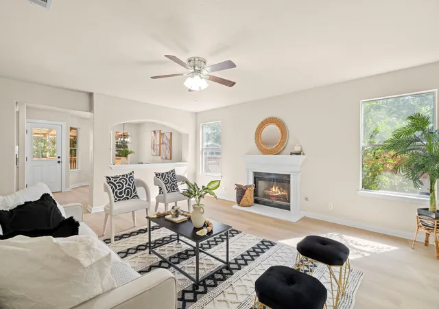 Photo 4 of Single family home for sale at 1407 Waterfall Ave, Leander, TX 78641 | MLS# 9855259 | Listing updated on 2026-09-05