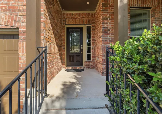 Photo 3 of Single family home for sale at 19604 Maiden Grass Dr, Pflugerville, TX 78660 | MLS# 2879641 | Listing updated on 2026-08-30