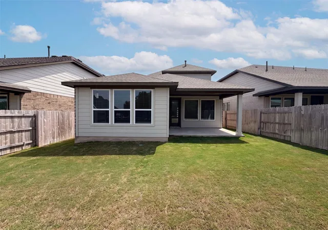 5th image of 125 High Valley Dr, Liberty Hill, TX 78642 | MLS# 2322271