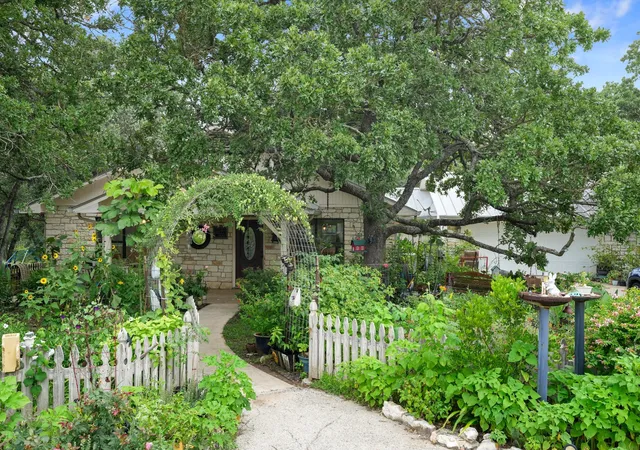 1st image of 3413 Fm 1185, Lockhart, TX 78644 | MLS# 3870266