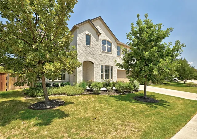 Photo 2 of Sale Pending at 14401 Iveans Way, Austin, TX 78717 | MLS# 8121358 | Listing updated on 2026-09-03