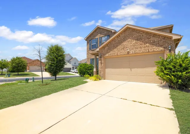 Photo 3 of Single family home for sale at 620 English Oak St, Georgetown, TX 78626 | MLS# 4859929 | Listing updated on 2026-09-07
