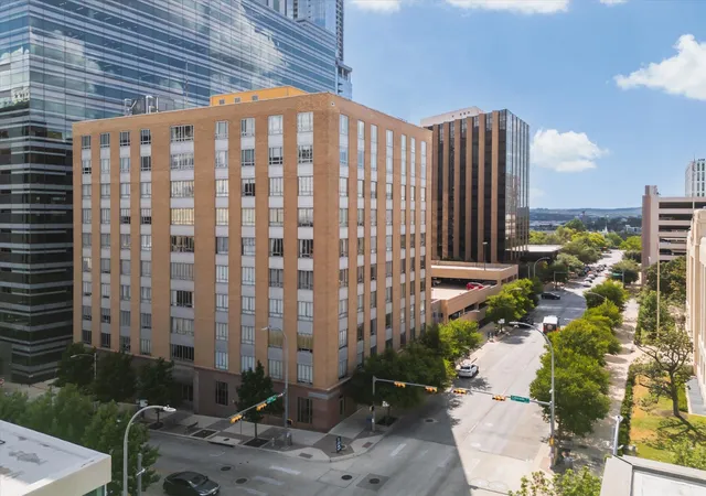 40th image of 710 Colorado St #9E, Austin, TX 78701 | MLS# 7329384