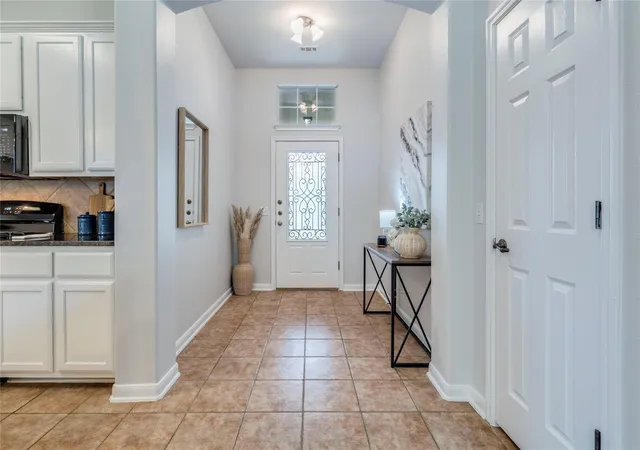 3rd image of 813 Kingston Lacy Blvd, Pflugerville, TX 78660 | MLS# 3876826